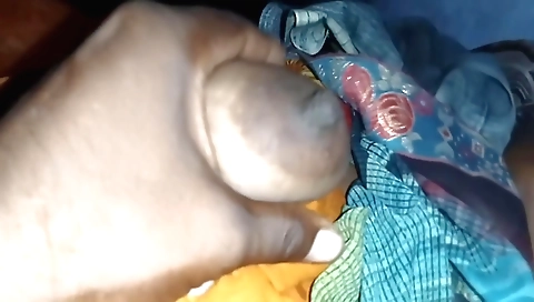 Indian milf gets fucked by a dick in homemade big boobs