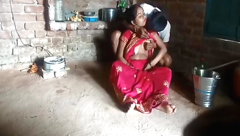 Indian girl in a sexy outfit gets her pussy fucked