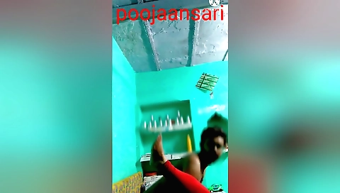 Indian bhabhi in sexy pantyhose and a dildo for a webcam vid