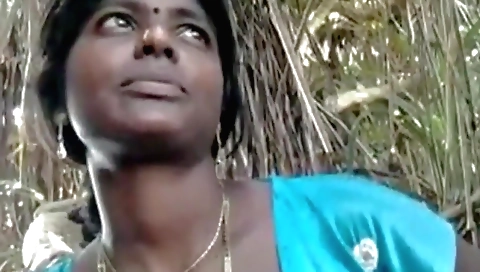 Hot brunette chick in a sexy homemade indian porn video