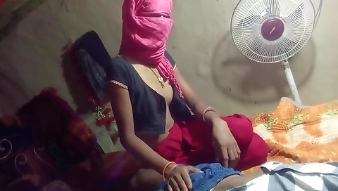 Indian wife in her oldest house gets fucked with the lad