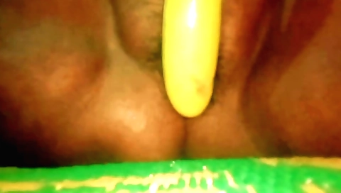 Veena bhabhi masturbates in her room in amateur porn