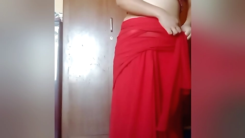 Big booty brunette girl masturbating in front of webcam