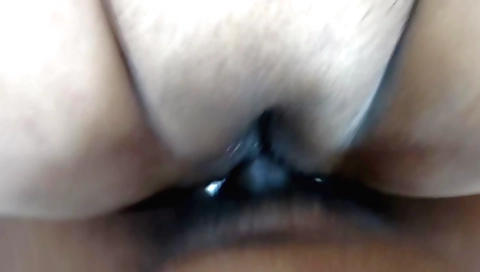 Indian woman gets her cunt fucked hard and creampied