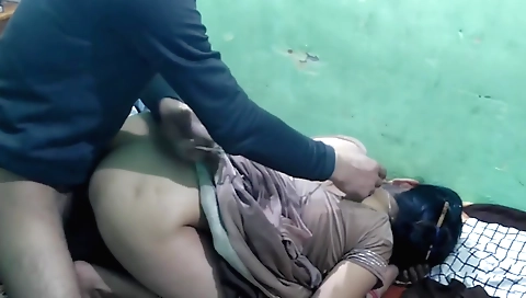 Big booty brunette babe in sexy lingerie gets her pussy fucked