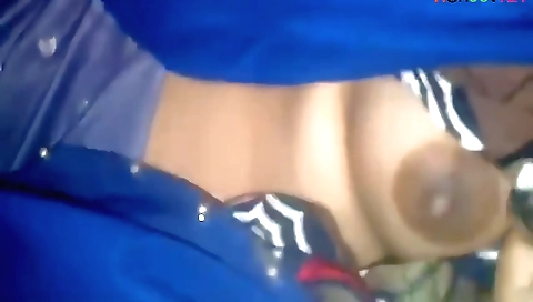 Busty indian beauty is going to suck on a dick in the bus