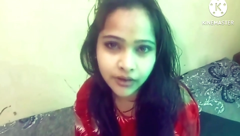 Cute brunette gets her stepmom's head wrapped around her head