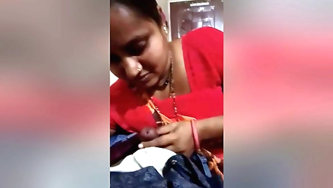 Today Exclusive- Desi Dewar Bhabhi Romance And Fucking 12