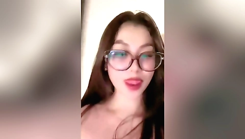 Sexy solo indian teen gets her ass licked and her pussy stretched out