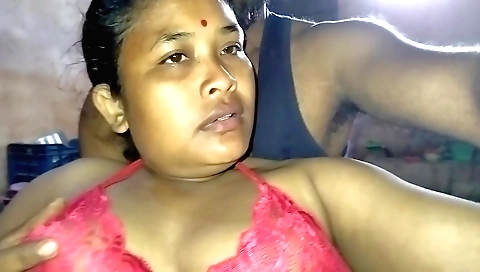 Indian babe masturbates and blows her lover's prick