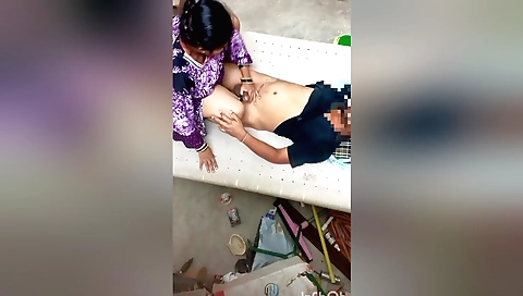 Chatty mature girl - chhattisgarhi bhabhi gets fucked