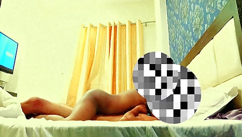 Indian girl fucked by a guy in his medical college room