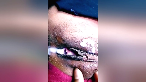 horny wife gets her cunt fucked in homemade fuck video