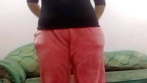 Sexy amateur indian chick with a huge booty videos