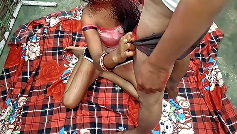 Indian porn video with a beautiful brunette in a colorful chudai