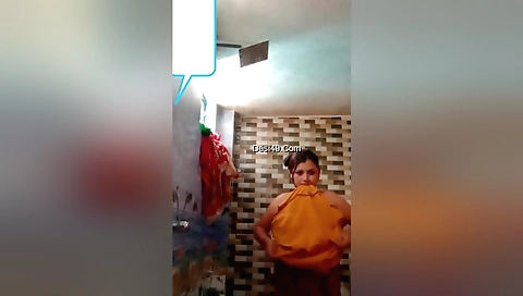 Brunette babe with beautiful body is naked in shower