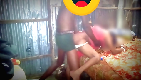 Amateur brunette hairy aunty ne bulaya webcam video