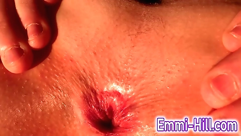 Indian teenager with big labia and nice ass takes a big boner