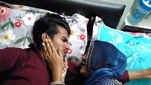 Indian hottie in sexy lingerie loves having sex with her lover