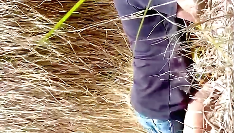 Indian brunette gets nailed outdoors on webcam video