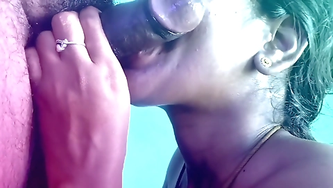 Indian brunette pregnant girl gets fucked in the bed