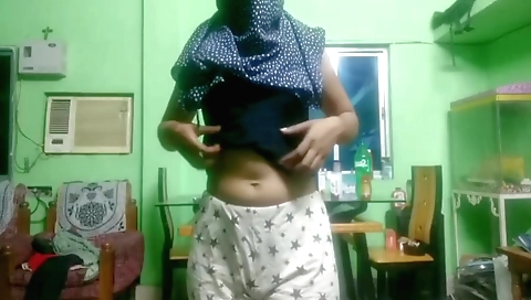 Sexy amateur indian girl moans in a solo porn film