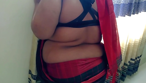 Indian cachi got dressed up and then she showed us