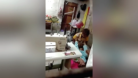 Busty brunette babe with big juicy pussy 089camsensual