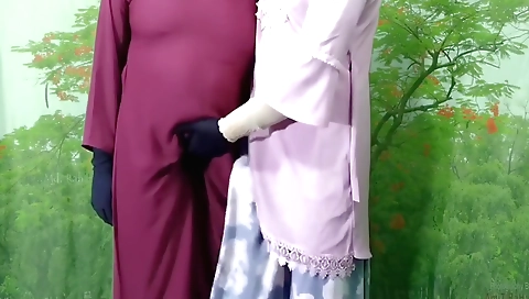 Young man fucks an indian whores pussy on the table