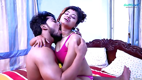 Brunette milf is getting off a card and giving a blowjob