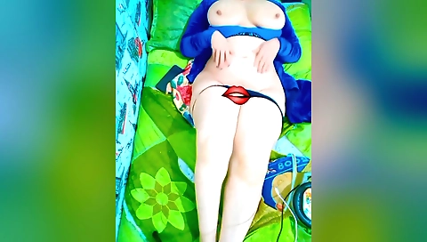 Amateur brunette has a hot masturbation video video