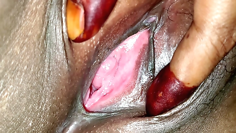 Busty hairy pussy sex video of a solo amateur porn clip