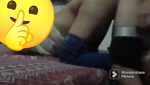 Brunette amateur in her sexy body shows her body on webcam